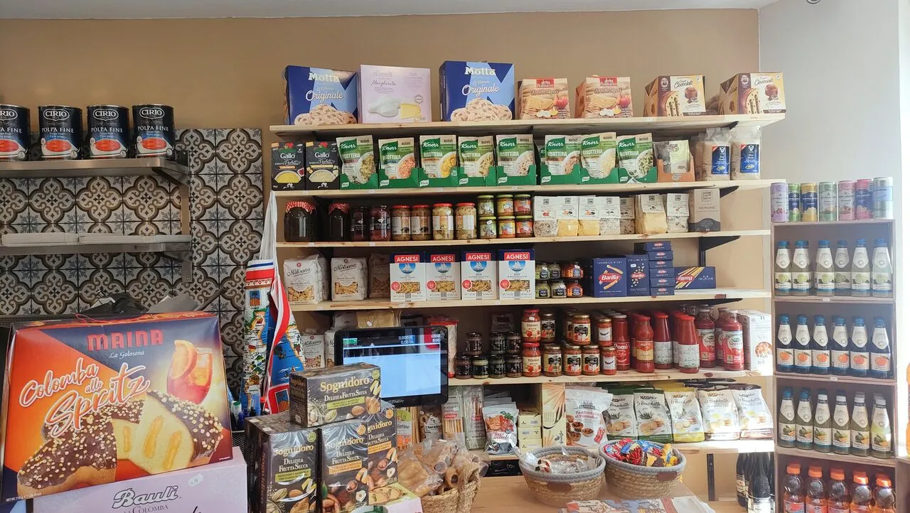 Les rayons de produits italiens